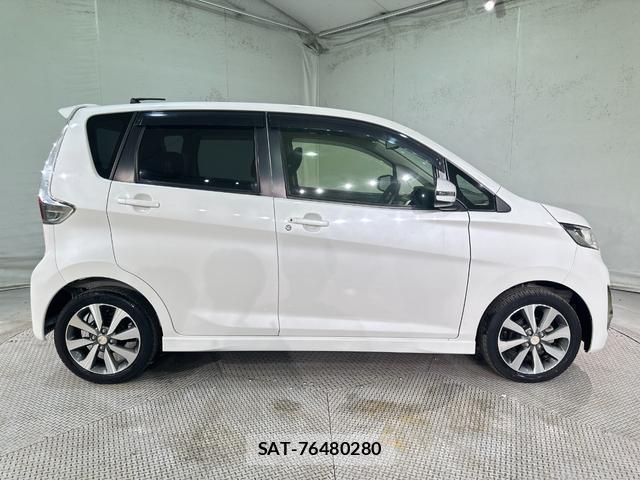 Mitsubishi EK CUSTOM 2015-03 8329512-13