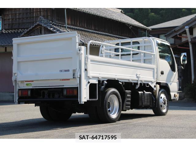 Isuzu ELF TRUCK 2013-04 8327815-1