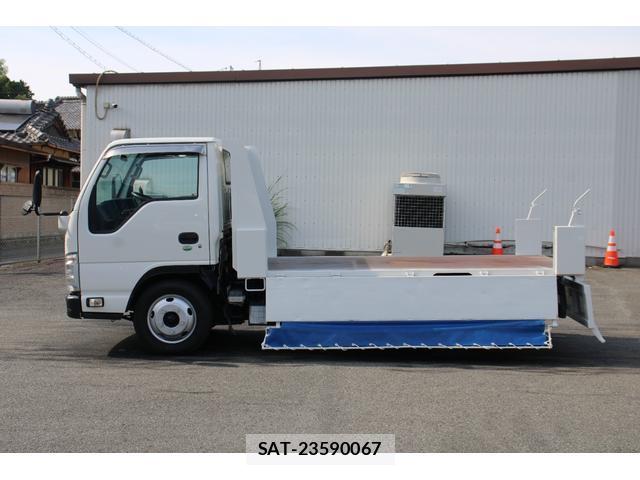Isuzu ELF TRUCK 2013-11 8327819-19
