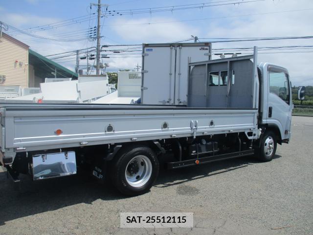 Isuzu ELF TRUCK 2016-02 8328860-13
