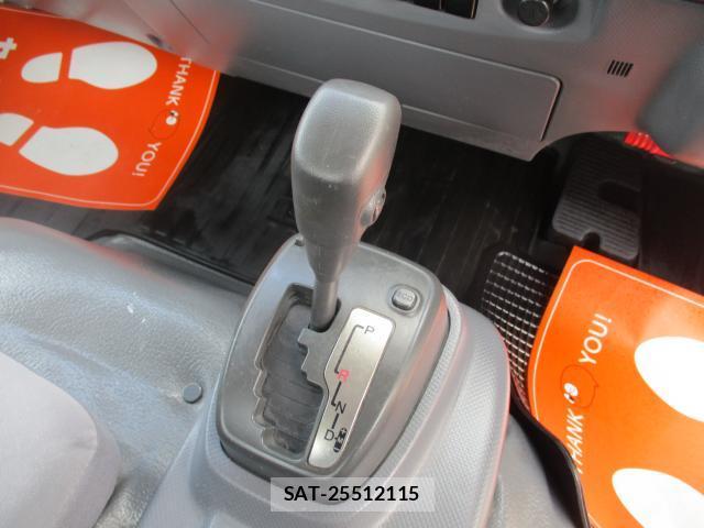 Isuzu ELF TRUCK 2016-02 8328860-19