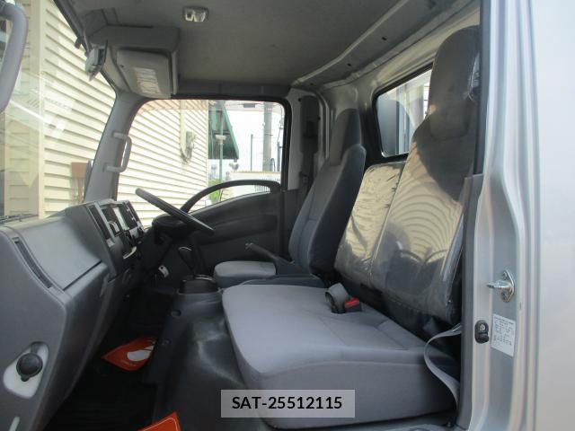 Isuzu ELF TRUCK 2016-02 8328860-8