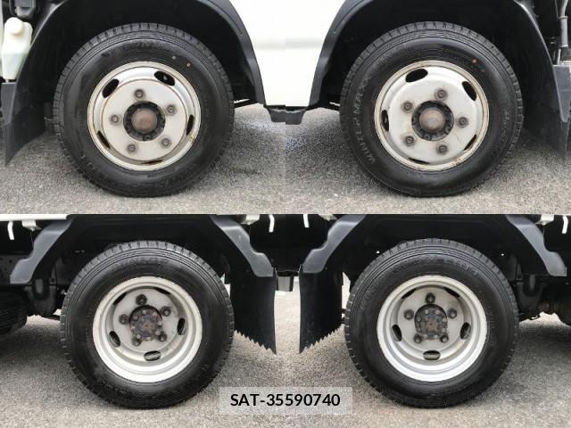 Isuzu ELF TRUCK 2019-04 8330170-17
