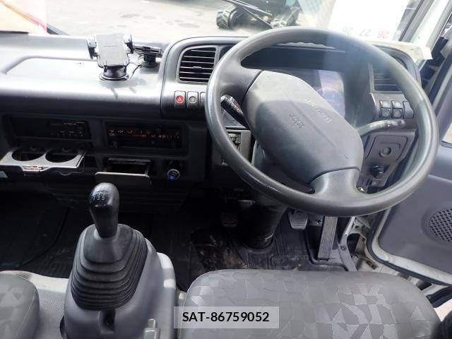 Isuzu ELF TRUCK 2006-03 8330345-6