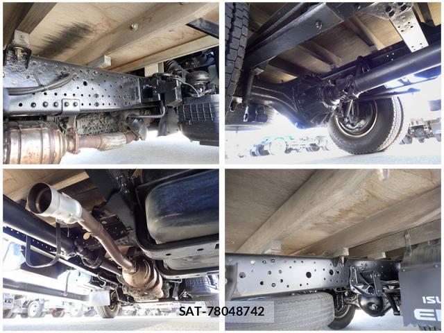 Isuzu ELF TRUCK 2017-03 8330686-5
