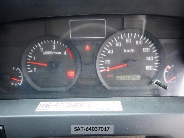 Isuzu ELF TRUCK 2017-05 8330687-2