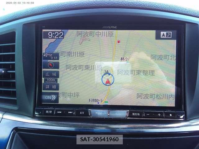 Nissan ELGRAND 2016-03 8328054-4