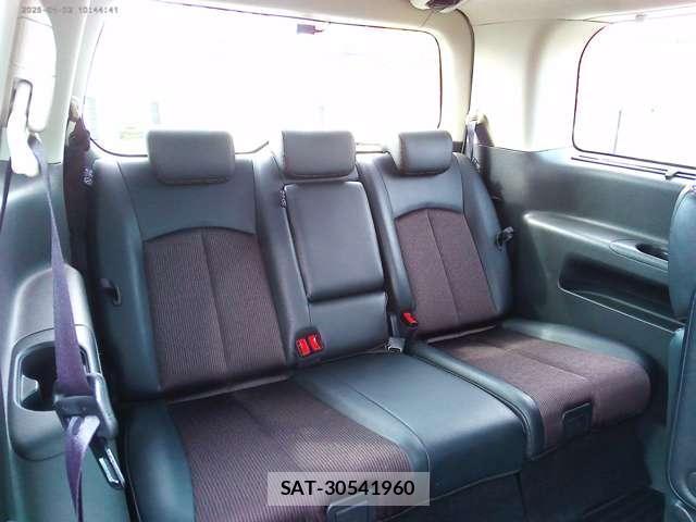 Nissan ELGRAND 2016-03 8328054-6