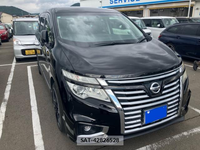 Nissan ELGRAND 2014-02 8328894-13