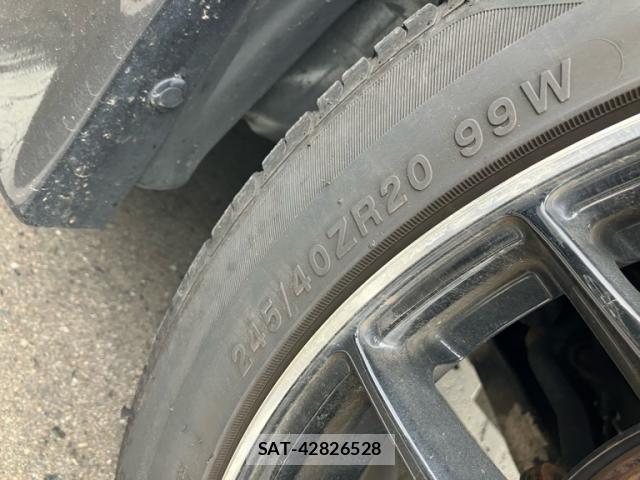 Nissan ELGRAND 2014-02 8328894-7