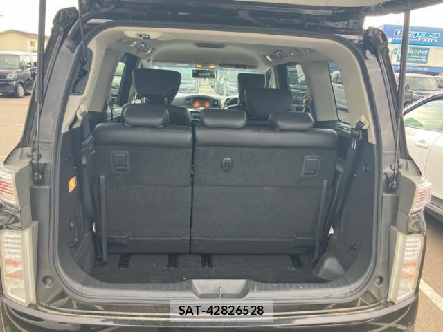 Nissan ELGRAND 2014-02 8328894-8
