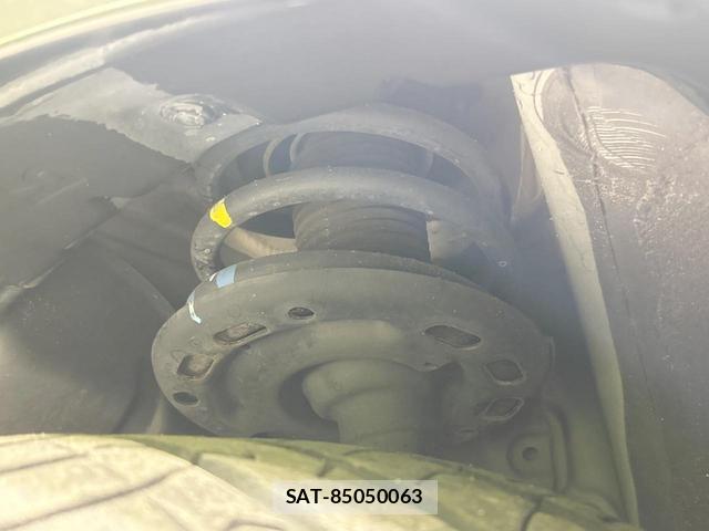 Nissan ELGRAND 2017-03 8329042-19