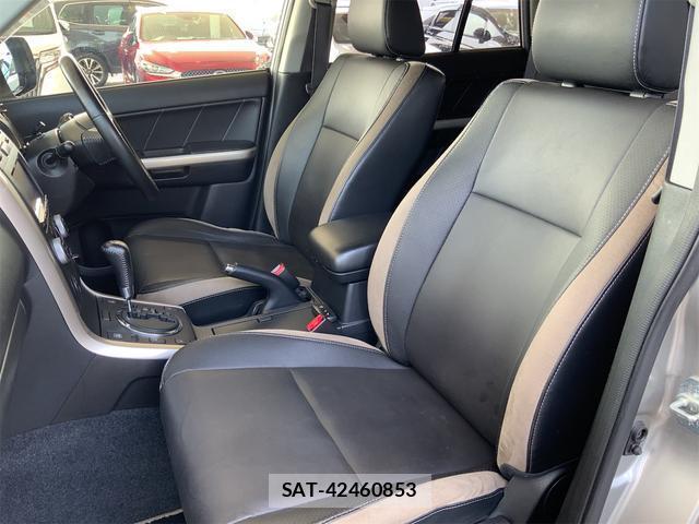 Suzuki ESCUDO 2016-06 8328608-11