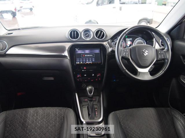Suzuki ESCUDO 2022-06 8329558-2