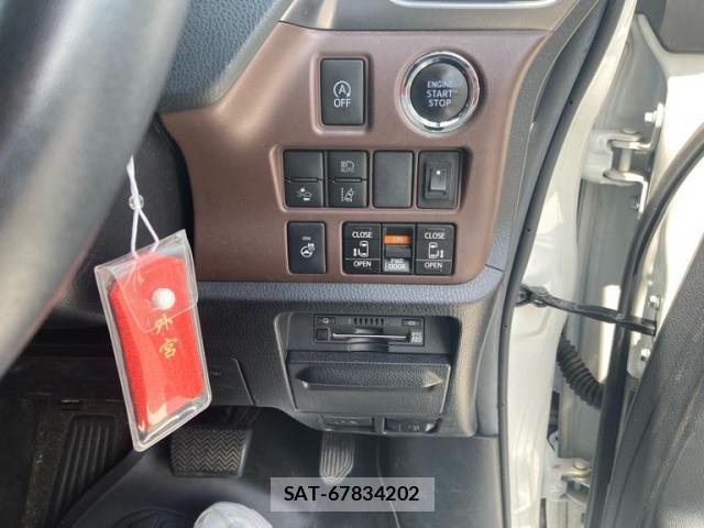 Toyota ESQUIRE 2018-11 8329359-15