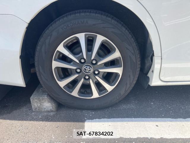 Toyota ESQUIRE 2018-11 8329359-3