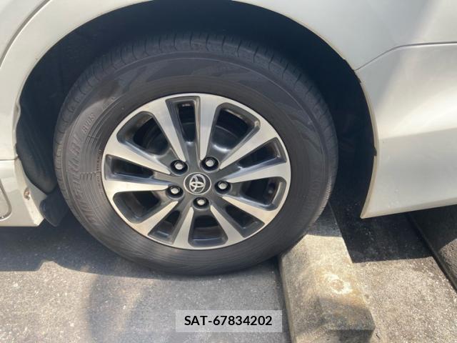 Toyota ESQUIRE 2018-11 8329359-4