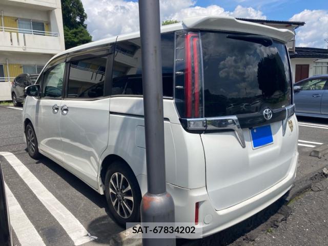 Toyota ESQUIRE 2018-11 8329359-9