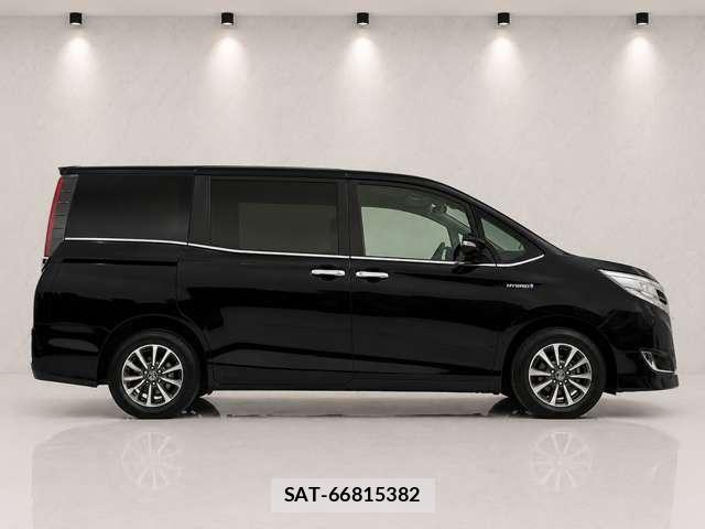 Toyota ESQUIRE 2017-12 8329945-1