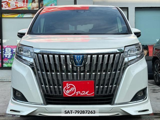 Toyota ESQUIRE 2017-08 8330000-2