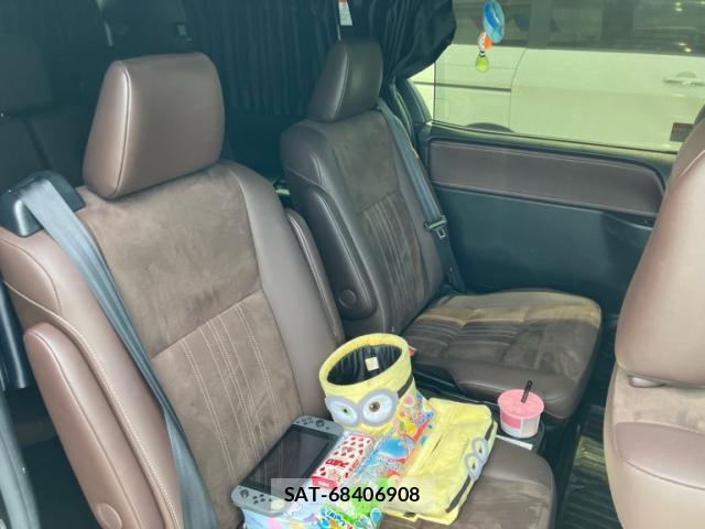 Toyota ESQUIRE 2017-08 8330166-11