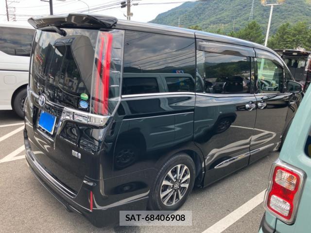Toyota ESQUIRE 2017-08 8330166-13