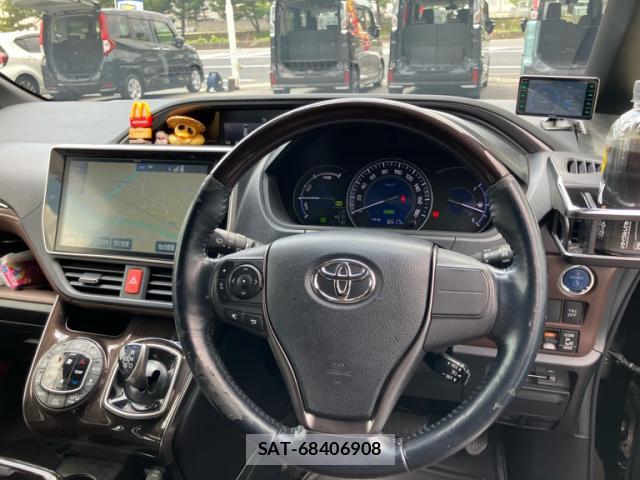 Toyota ESQUIRE 2017-08 8330166-15