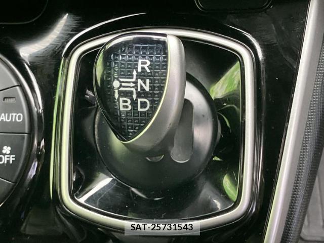 Toyota ESQUIRE 2018-07 8330591-16