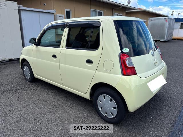 Daihatsu ESSE 2010-01 8329569-3
