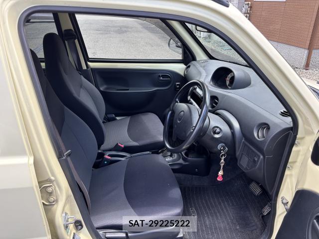 Daihatsu ESSE 2010-01 8329569-6