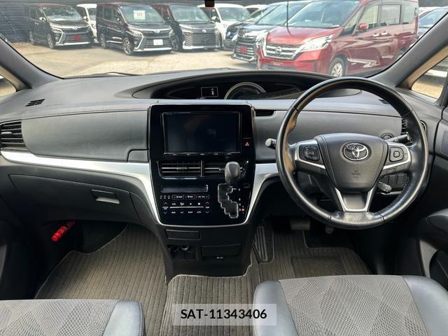 Toyota ESTIMA 2017-07 8328156-1