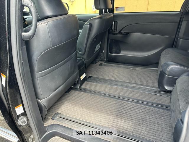 Toyota ESTIMA 2017-07 8328156-14