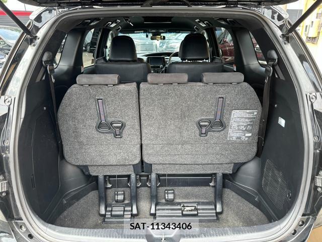 Toyota ESTIMA 2017-07 8328156-15