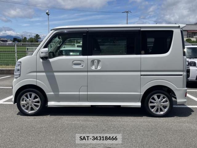 Suzuki EVERY WAGON 2017-10 8327898-1