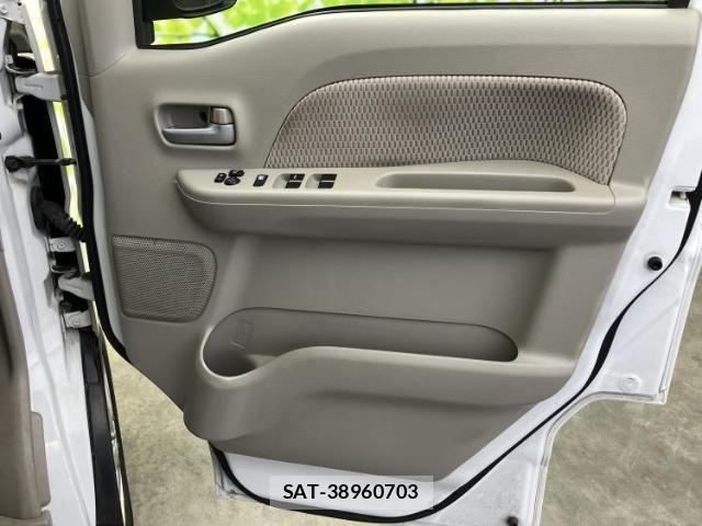 Suzuki EVERY WAGON 2017-01 8329014-7