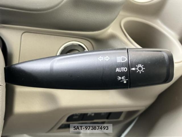 Suzuki EVERY WAGON 2023-02 8329018-11