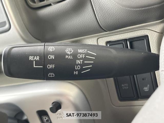 Suzuki EVERY WAGON 2023-02 8329018-12