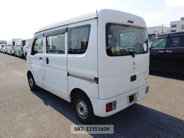 Suzuki EVERY 2020-07 8328296-4