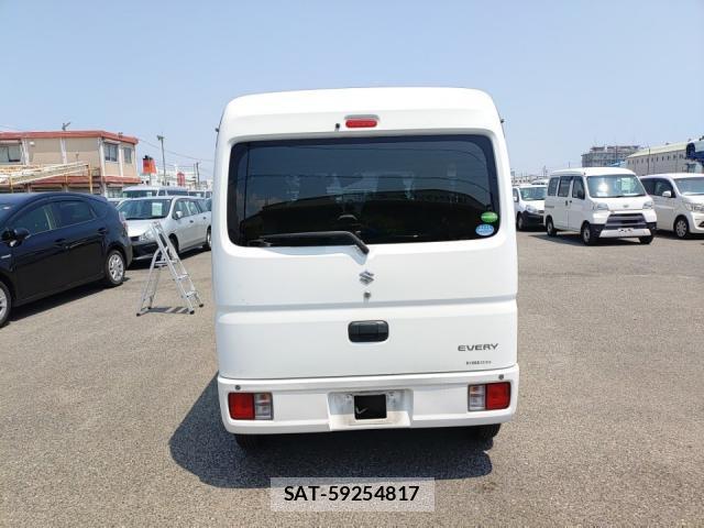 Suzuki EVERY 2019-07 8328368-3