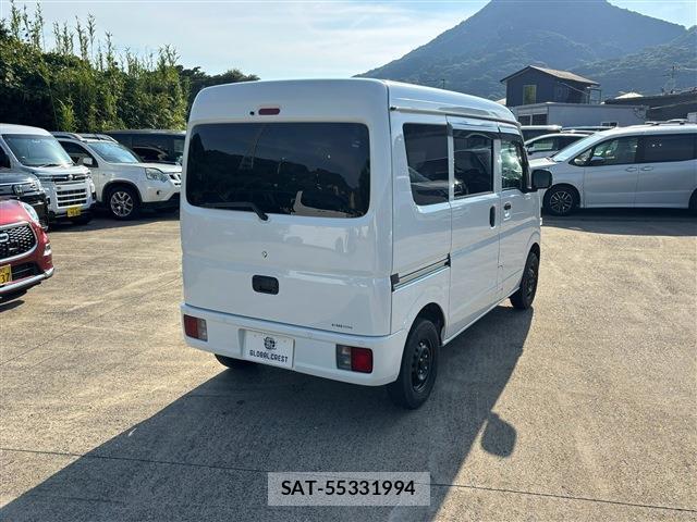 Suzuki EVERY 2023-09 8278124-14
