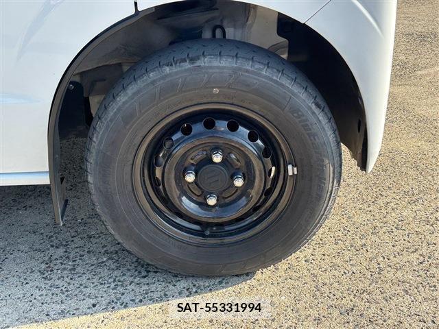 Suzuki EVERY 2023-09 8278124-16