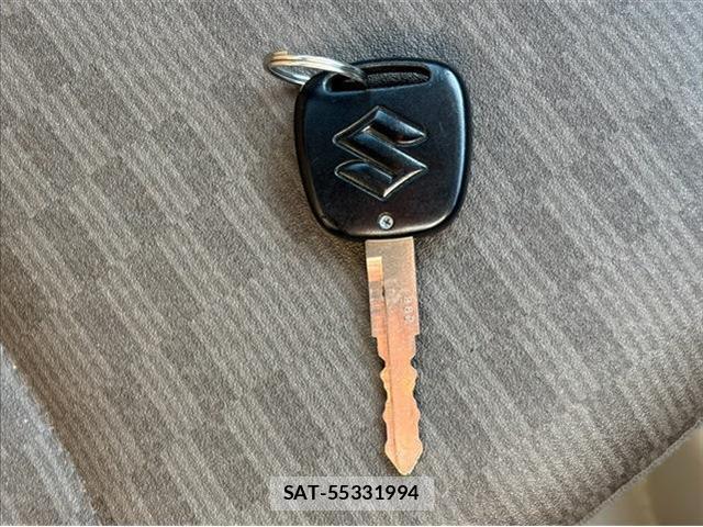 Suzuki EVERY 2023-09 8278124-19