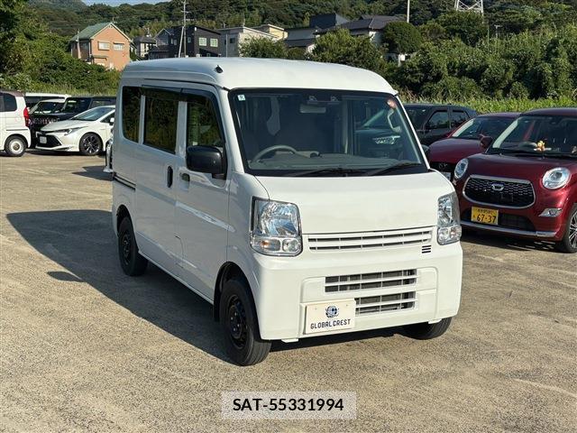 Suzuki EVERY 2023-09 8278124-8