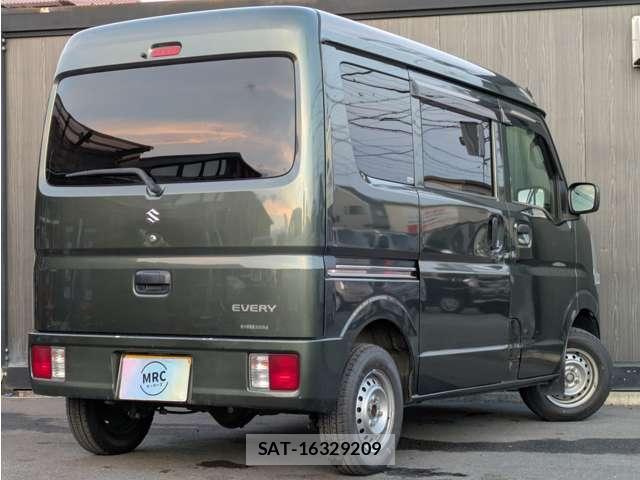 Suzuki EVERY 2021-11 8328409-1