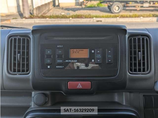 Suzuki EVERY 2021-11 8328409-19
