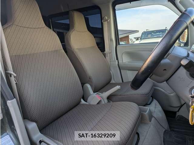 Suzuki EVERY 2021-11 8328409-9