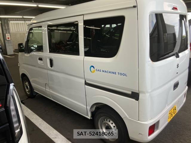 Suzuki EVERY 2019-06 8328881-13
