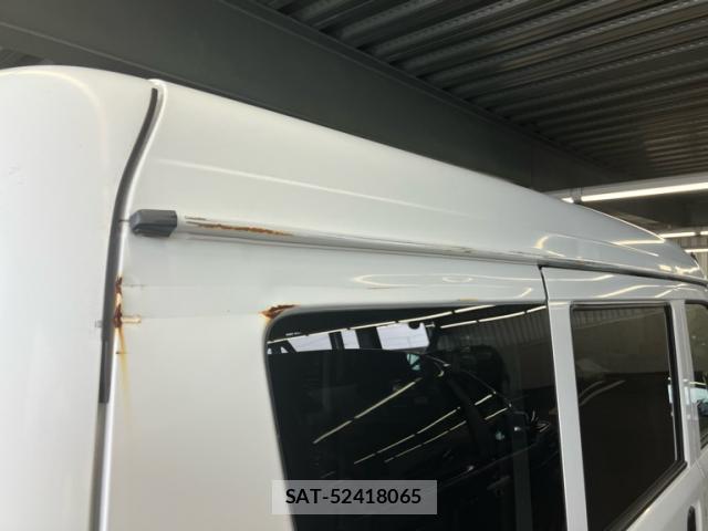 Suzuki EVERY 2019-06 8328881-4