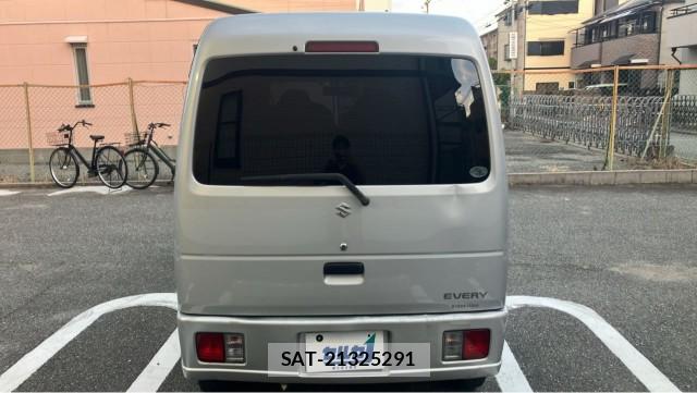 Suzuki EVERY 2015-01 8329283-1