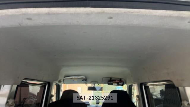 Suzuki EVERY 2015-01 8329283-15